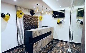 Temple View Hotel Gjk Near Railway Station And Temple